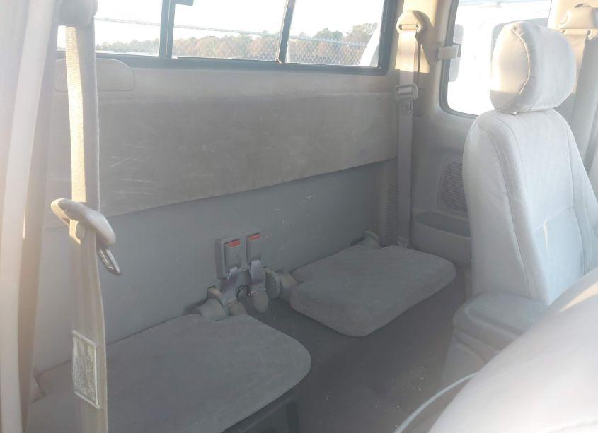 Photo 8 of 2002 Toyota Tacoma PRERUNNER V6 (VIN 5TESN92N82Z000810)