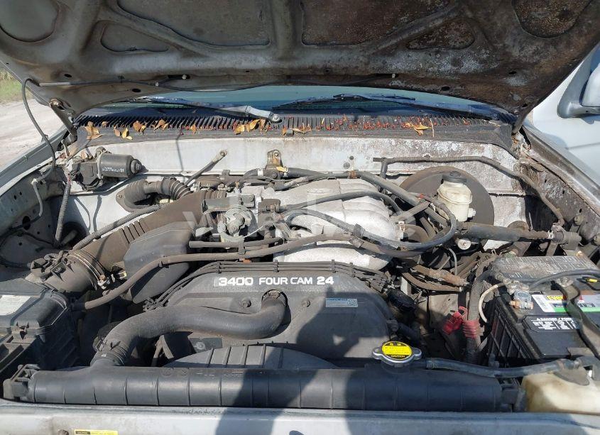 Photo 10 of 2002 Toyota Tacoma PRERUNNER V6 (VIN 5TESN92N82Z133888)