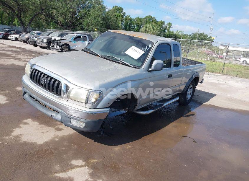 Photo 2 of 2002 Toyota Tacoma PRERUNNER V6 (VIN 5TESN92N82Z133888)
