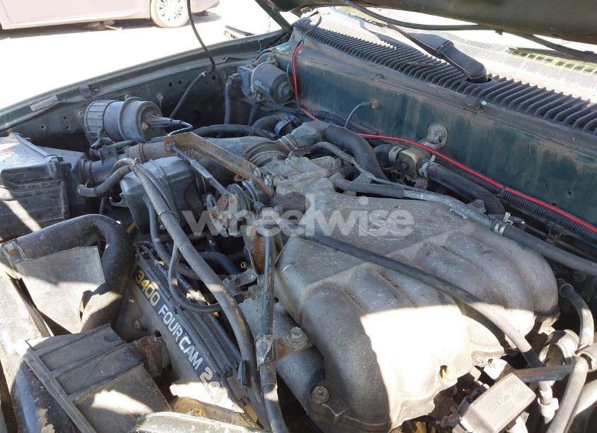 Photo 6 of 2001 Toyota Tacoma PRERUNNER V6 (VIN 5TESN92N91Z813362)