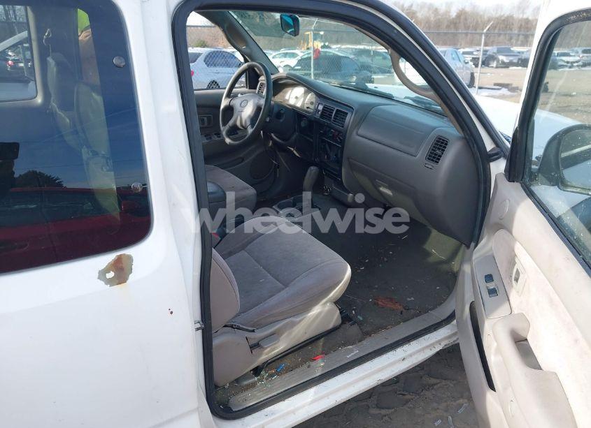 Photo 5 of 2003 Toyota Tacoma PRERUNNER V6 (VIN 5TESN92N93Z226503)