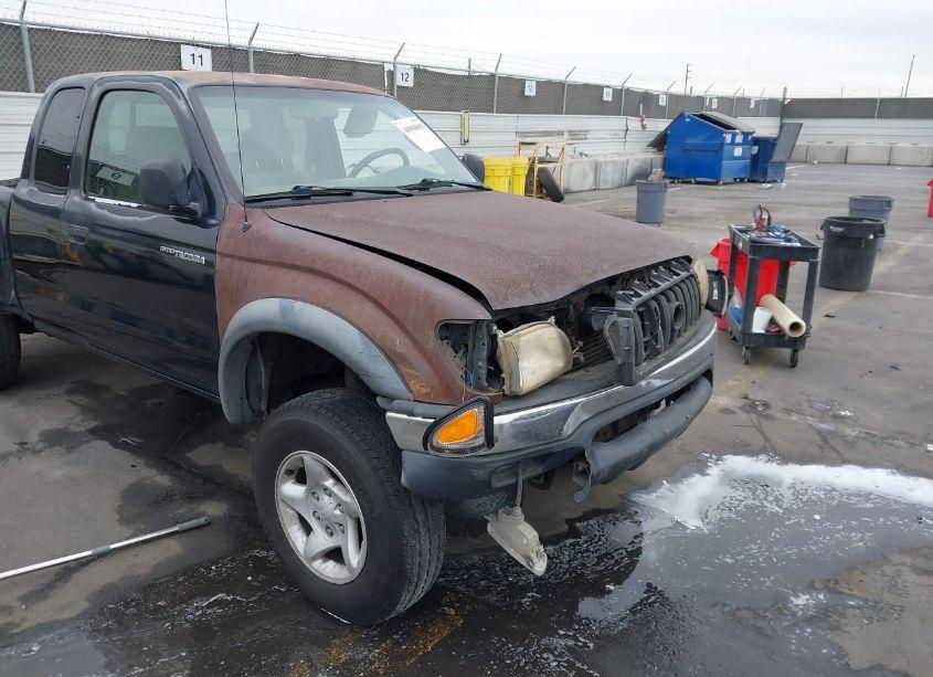 Photo 6 of 2004 Toyota Tacoma PRERUNNER V6 (VIN 5TESN92N94Z392277)