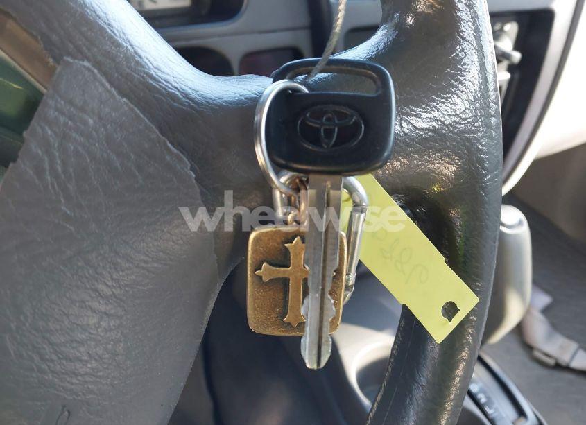 Photo 11 of 2001 Toyota Tacoma PRERUNNER V6 (VIN 5TESN92NX1Z786026)