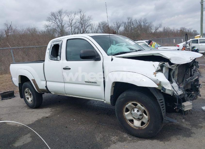 Photo 13 of 2010 Toyota Tacoma PRERUNNER V6 (VIN 5TETU4GN1AZ732116)