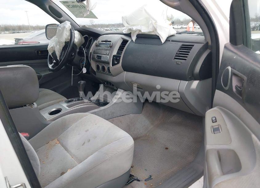 Photo 5 of 2010 Toyota Tacoma PRERUNNER V6 (VIN 5TETU4GN1AZ732116)