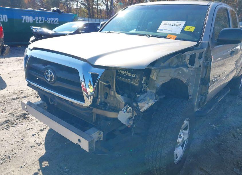 Photo 6 of 2005 Toyota Tacoma PRERUNNER V6 (VIN 5TETU62N15Z039636)