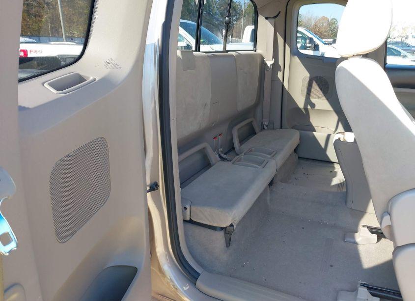 Photo 8 of 2005 Toyota Tacoma PRERUNNER V6 (VIN 5TETU62N15Z039636)