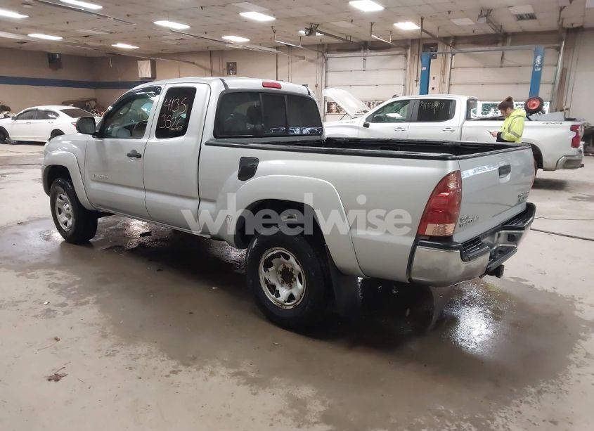 Photo 3 of 2005 Toyota Tacoma PRERUNNER V6 (VIN 5TETU62N15Z064813)