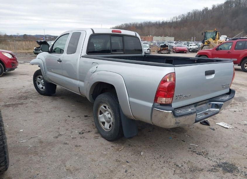 Photo 3 of 2008 Toyota Tacoma PRERUNNER V6 (VIN 5TETU62N28Z488764)