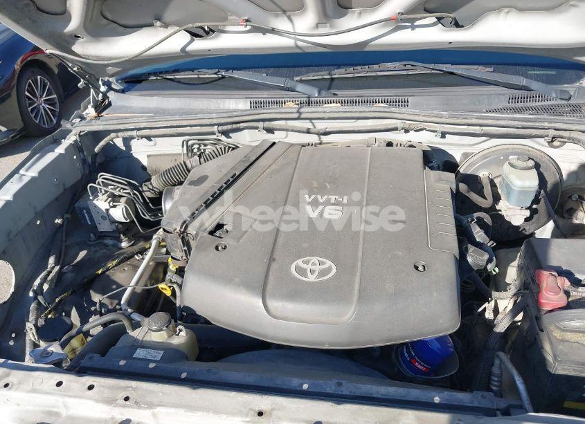 Photo 10 of 2005 Toyota Tacoma PRERUNNER V6 (VIN 5TETU62N35Z034230)