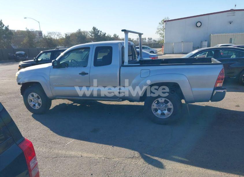 Photo 15 of 2005 Toyota Tacoma PRERUNNER V6 (VIN 5TETU62N35Z034230)