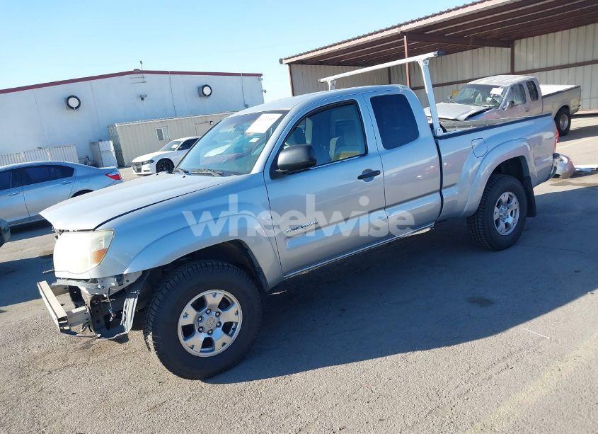 Photo 2 of 2005 Toyota Tacoma PRERUNNER V6 (VIN 5TETU62N35Z034230)