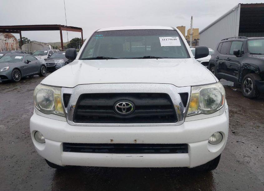 Photo 12 of 2005 Toyota Tacoma PRERUNNER V6 (VIN 5TETU62N55Z079542)