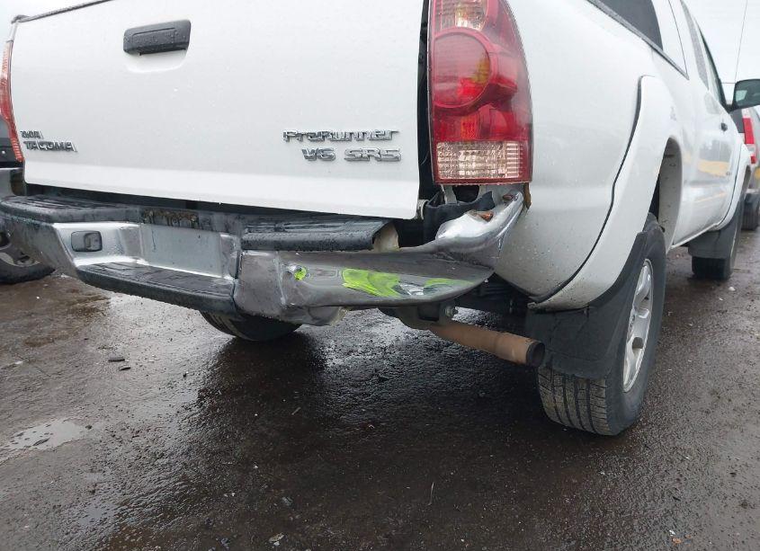 Photo 6 of 2005 Toyota Tacoma PRERUNNER V6 (VIN 5TETU62N55Z079542)