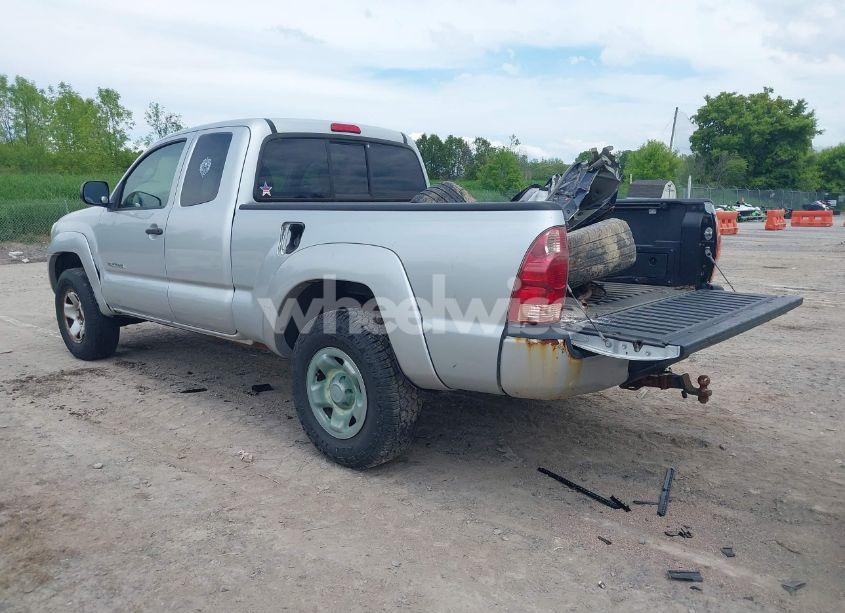 Photo 3 of 2005 Toyota Tacoma PRERUNNER V6 (VIN 5TETU62N55Z127654)