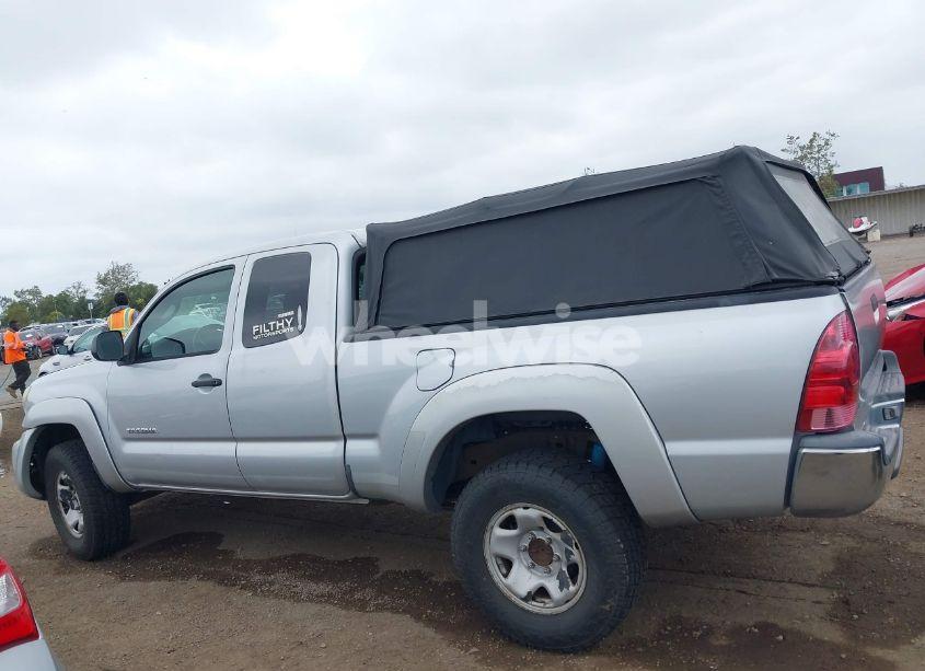 Photo 14 of 2006 Toyota Tacoma PRERUNNER V6 (VIN 5TETU62N56Z228663)