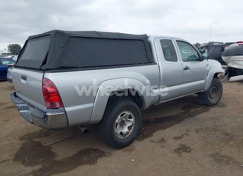 Photo 4 of 2006 Toyota Tacoma PRERUNNER V6 (VIN 5TETU62N56Z228663)