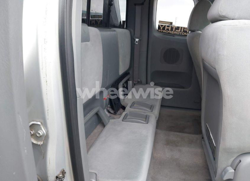 Photo 8 of 2006 Toyota Tacoma PRERUNNER V6 (VIN 5TETU62N56Z228663)