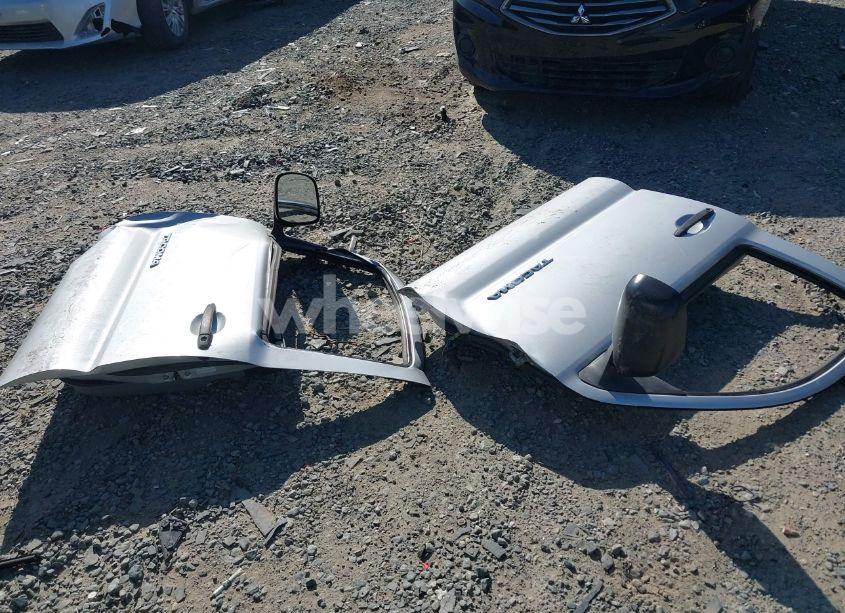 Photo 12 of 2007 Toyota Tacoma PRERUNNER V6 (VIN 5TETU62N57Z388821)