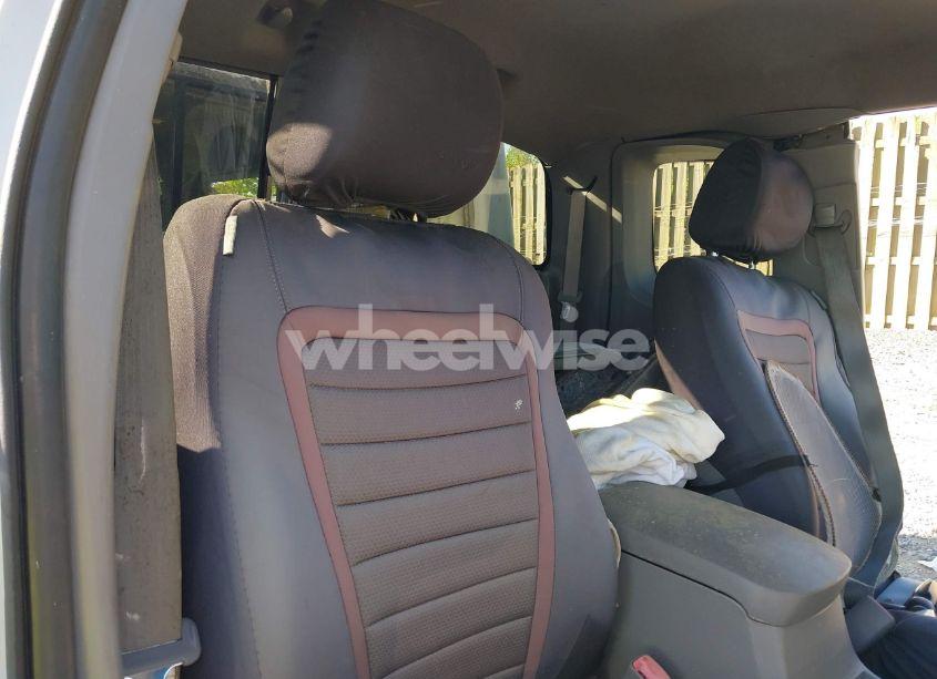 Photo 8 of 2007 Toyota Tacoma PRERUNNER V6 (VIN 5TETU62N57Z388821)