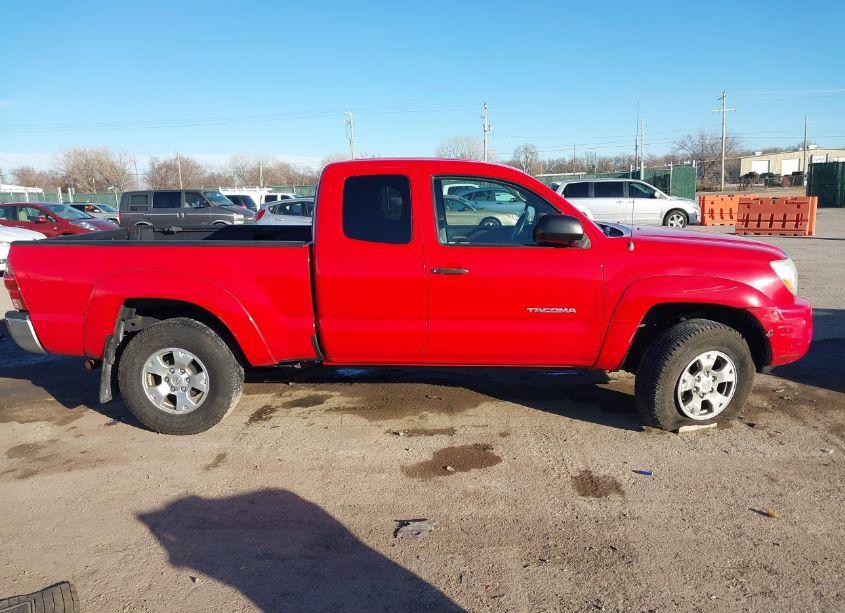 Photo 13 of 2007 Toyota Tacoma PRERUNNER V6 (VIN 5TETU62N67Z326019)