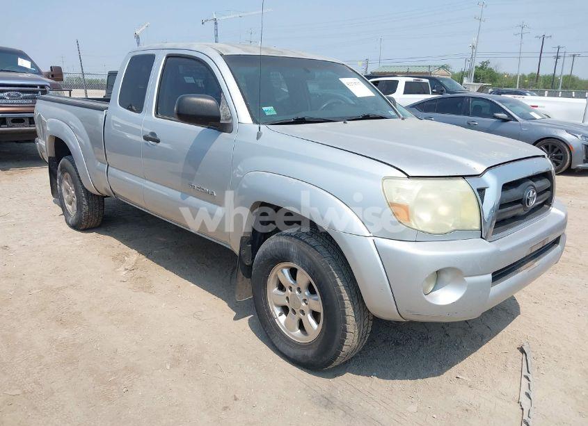 2005 Toyota Tacoma PRERUNNER V6 (VIN 5TETU62N75Z109317) main photo