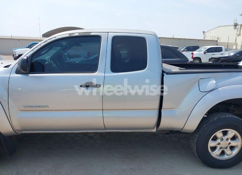 Photo 14 of 2005 Toyota Tacoma PRERUNNER V6 (VIN 5TETU62N75Z109317)