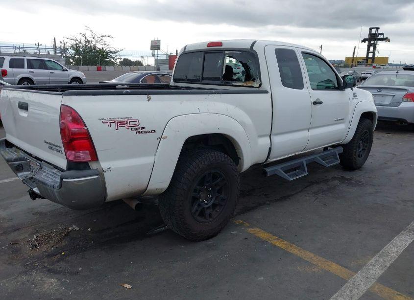 Photo 4 of 2007 Toyota Tacoma PRERUNNER ACCESS CAB (VIN 5TETU62N77Z447058)