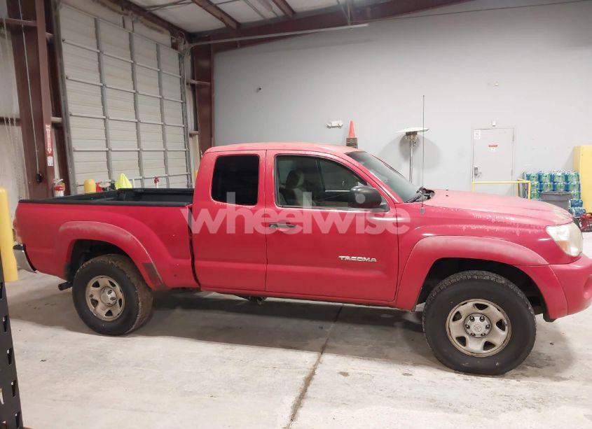 Photo 13 of 2005 Toyota Tacoma PRERUNNER V6 (VIN 5TETU62N85Z041254)