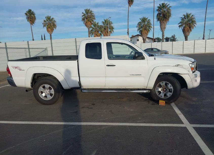 Photo 13 of 2006 Toyota Tacoma PRERUNNER ACCESS CAB (VIN 5TETU62N86Z275976)