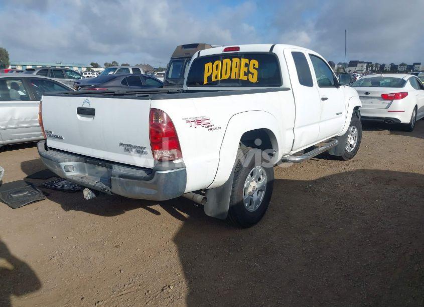 Photo 4 of 2008 Toyota Tacoma PRERUNNER V6 (VIN 5TETU62N88Z509536)