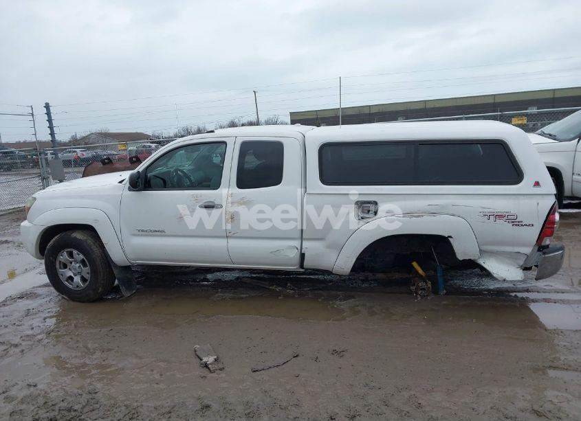 Photo 15 of 2009 Toyota Tacoma PRERUNNER ACCESS CAB (VIN 5TETU62NX9Z593988)