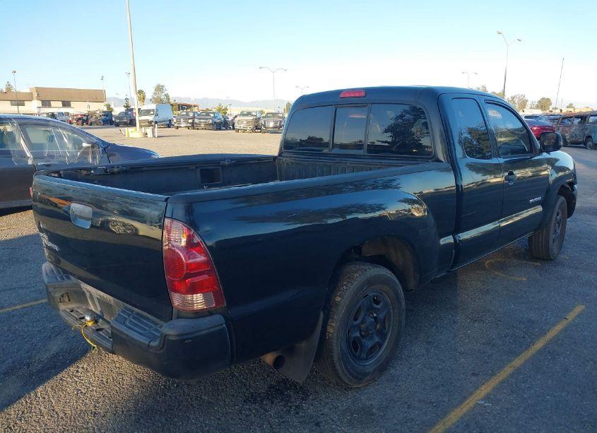 Photo 4 of 2008 Toyota Tacoma (VIN 5TETX22N18Z543527)