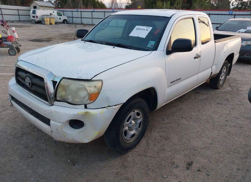 Photo 2 of 2008 Toyota Tacoma (VIN 5TETX22N18Z574938)