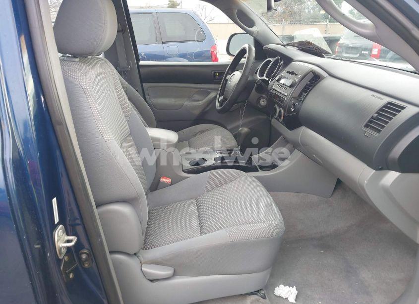 Photo 5 of 2005 Toyota Tacoma (VIN 5TETX22N25Z102677)