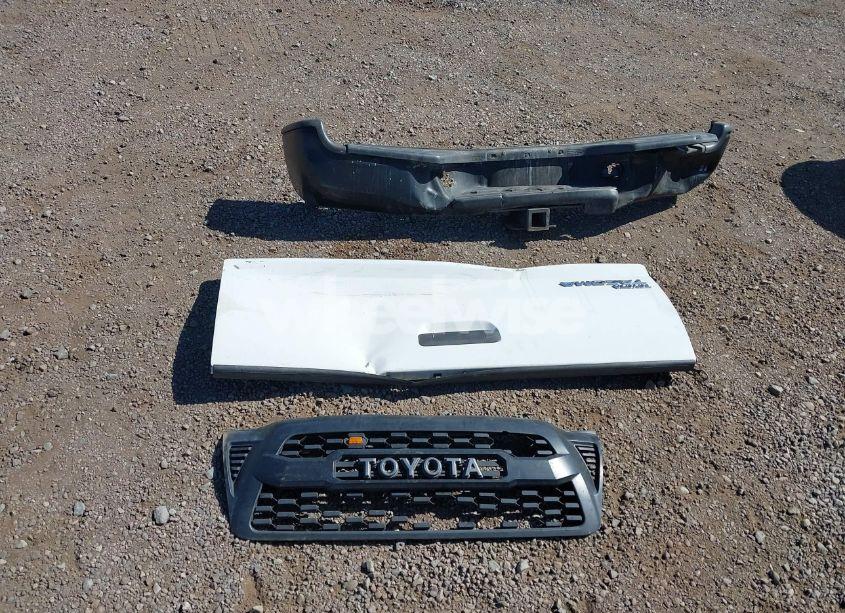 Photo 12 of 2007 Toyota Tacoma N/A (VIN 5TETX22N37Z425431)