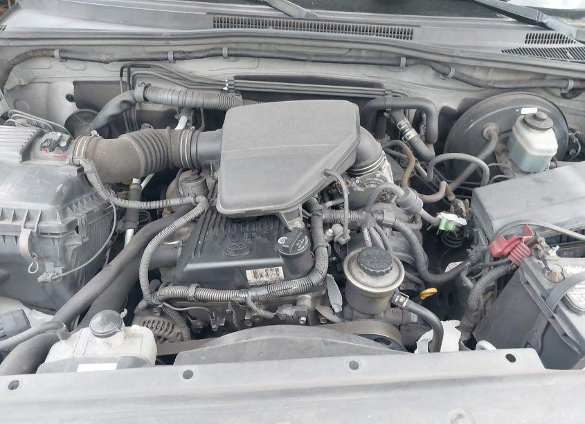 Photo 10 of 2005 Toyota Tacoma (VIN 5TETX22N65Z038255)