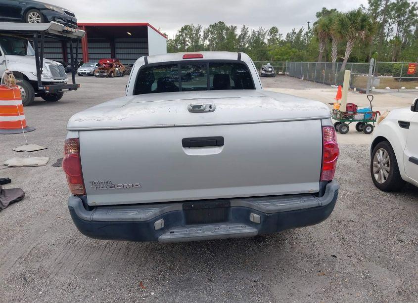 Photo 17 of 2005 Toyota Tacoma (VIN 5TETX22N65Z038255)