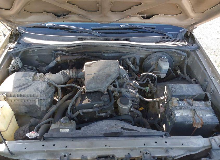Photo 10 of 2005 Toyota Tacoma (VIN 5TETX22N85Z078370)