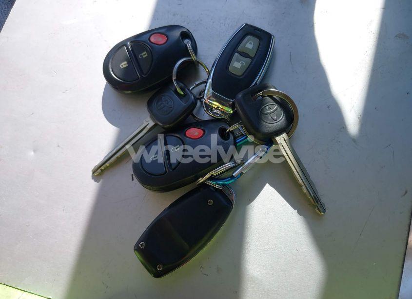 Photo 11 of 2005 Toyota Tacoma (VIN 5TETX22N85Z108970)