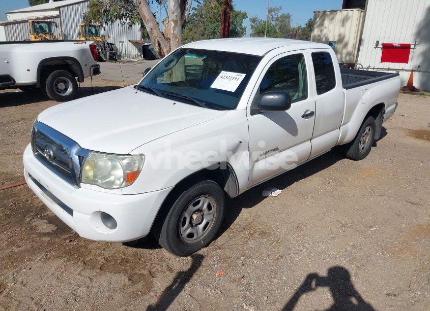 Photo 2 of 2005 Toyota Tacoma (VIN 5TETX22N85Z108970)