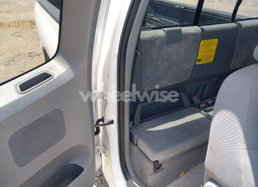 Photo 8 of 2008 Toyota Tacoma (VIN 5TETX22N98Z504118)