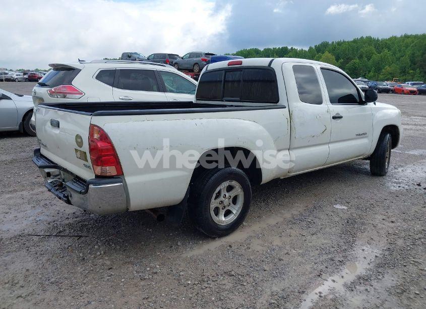 Photo 4 of 2005 Toyota Tacoma (VIN 5TETX22NX5Z021684)