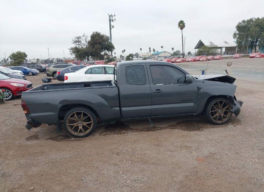 Photo 13 of 2006 Toyota Tacoma (VIN 5TETX22NX6Z295002)