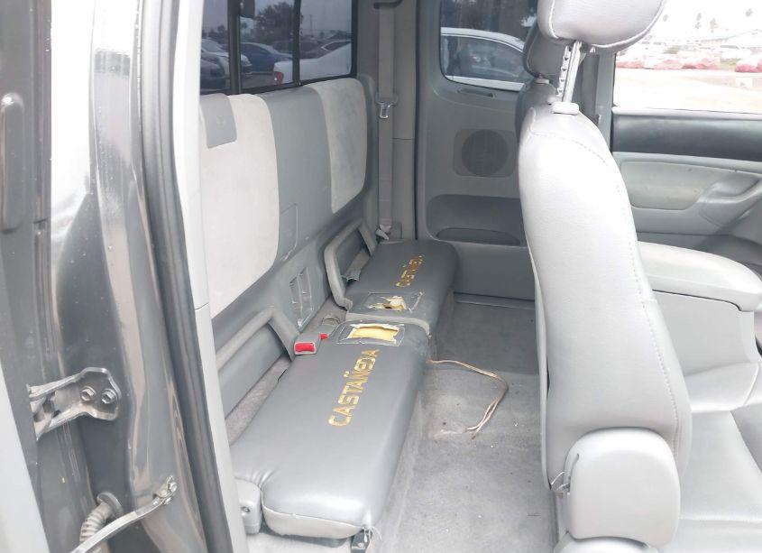 Photo 8 of 2006 Toyota Tacoma (VIN 5TETX22NX6Z295002)