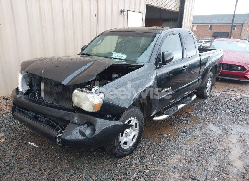Photo 2 of 2010 Toyota Tacoma (VIN 5TETX4CN2AZ747446)