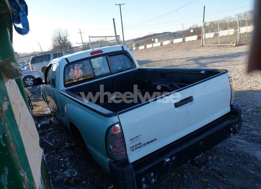 Photo 3 of 2010 Toyota Tacoma (VIN 5TETX4CN4AZ715260)