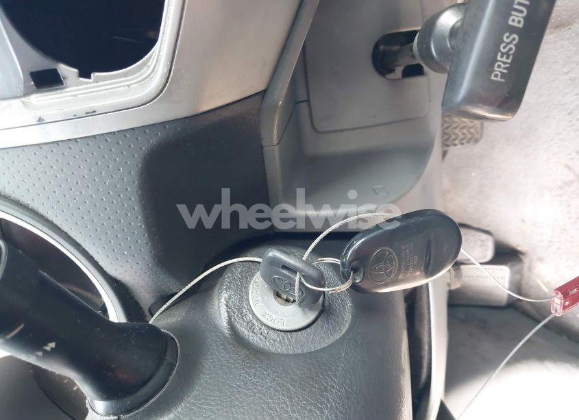 Photo 11 of 2010 Toyota Tacoma (VIN 5TETX4CN5AZ718975)