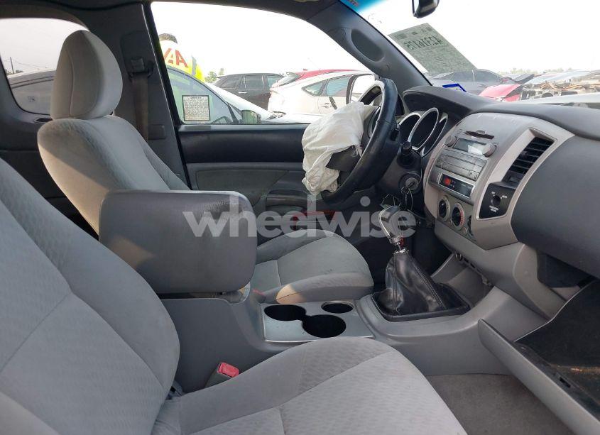 Photo 5 of 2010 Toyota Tacoma (VIN 5TETX4CN5AZ718975)