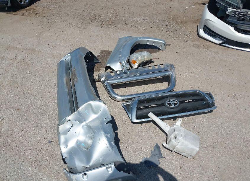 Photo 12 of 2005 Toyota Tacoma PRERUNNER (VIN 5TETX62N65Z017140)